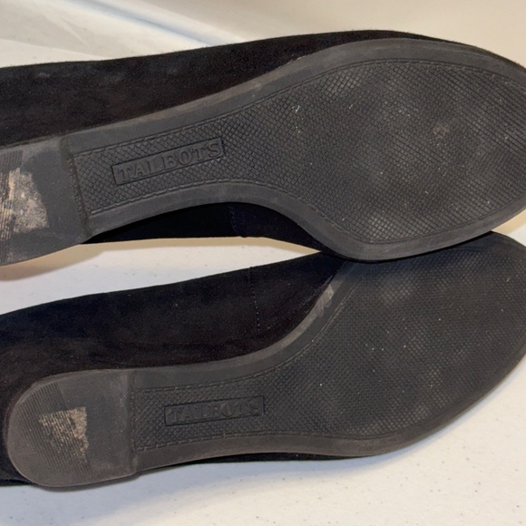 EUC Talbots Black Suede Round Closed Toe Wedge Size 8 - Picture 8 of 8